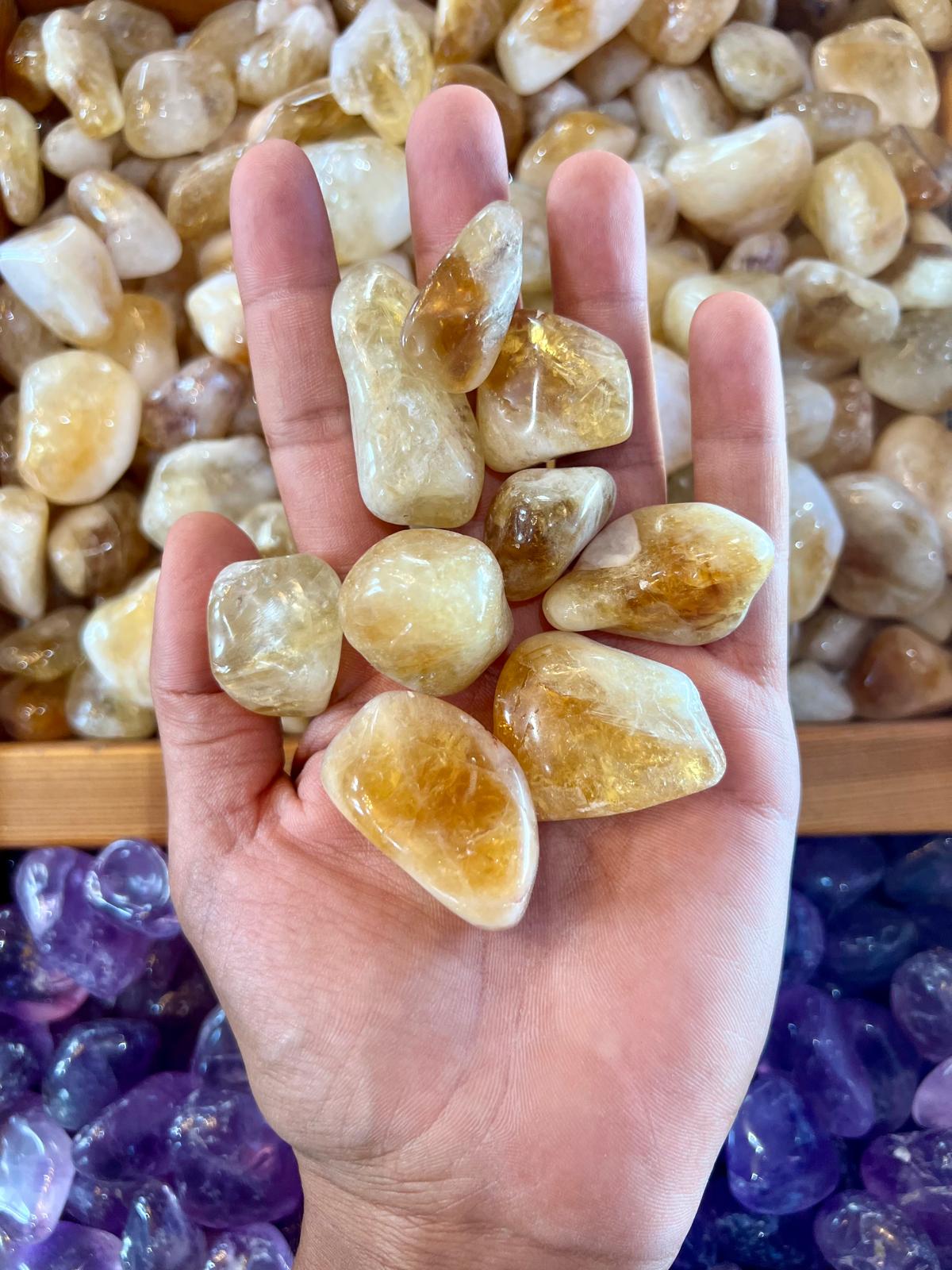 חלוקי נחל סיטרין טבעית citrine pebbles for sale