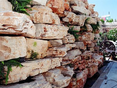 בניית מסלעות הקמת מסלעות סלעים לחומה טרסה גן ציבורי עירייה קבלן אבנים