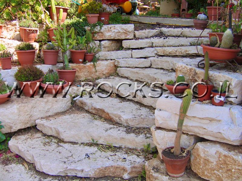 רעיונות לגינה המסלעה מאבן ג'מעין מדרגות מאבן חברון