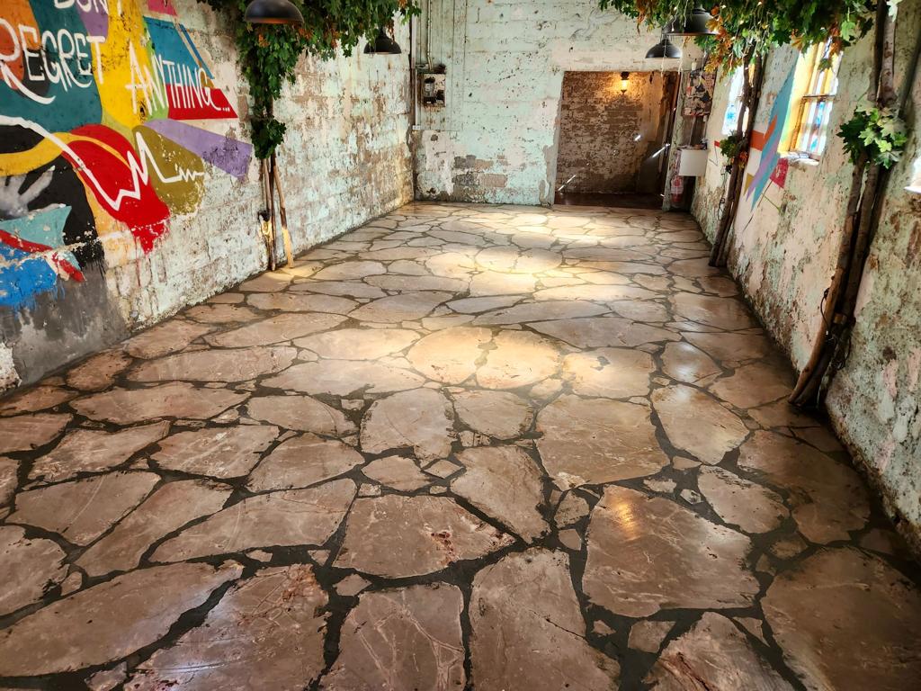 אבן מדרך מנוסרת כפר הסלעים תמונה לדוגמה