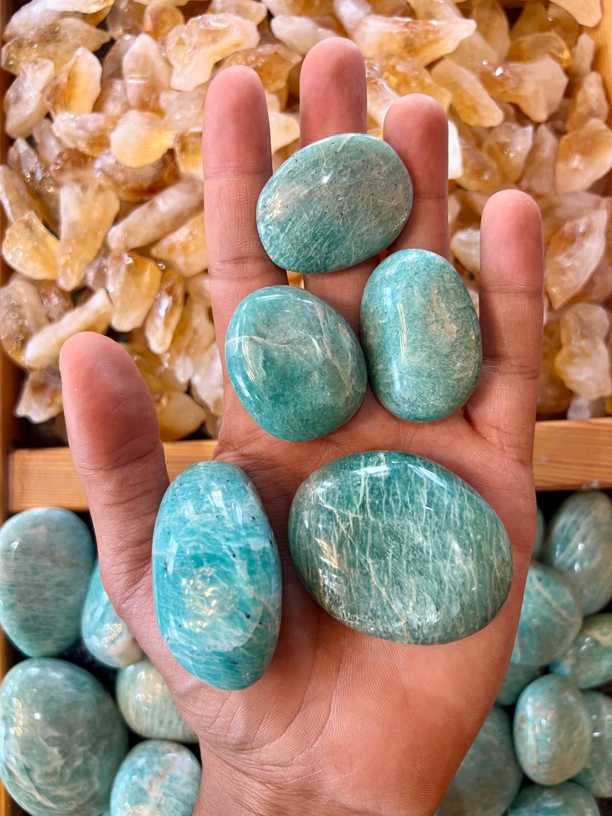 חלוקי נחל אמזונייט amazonite pebbles