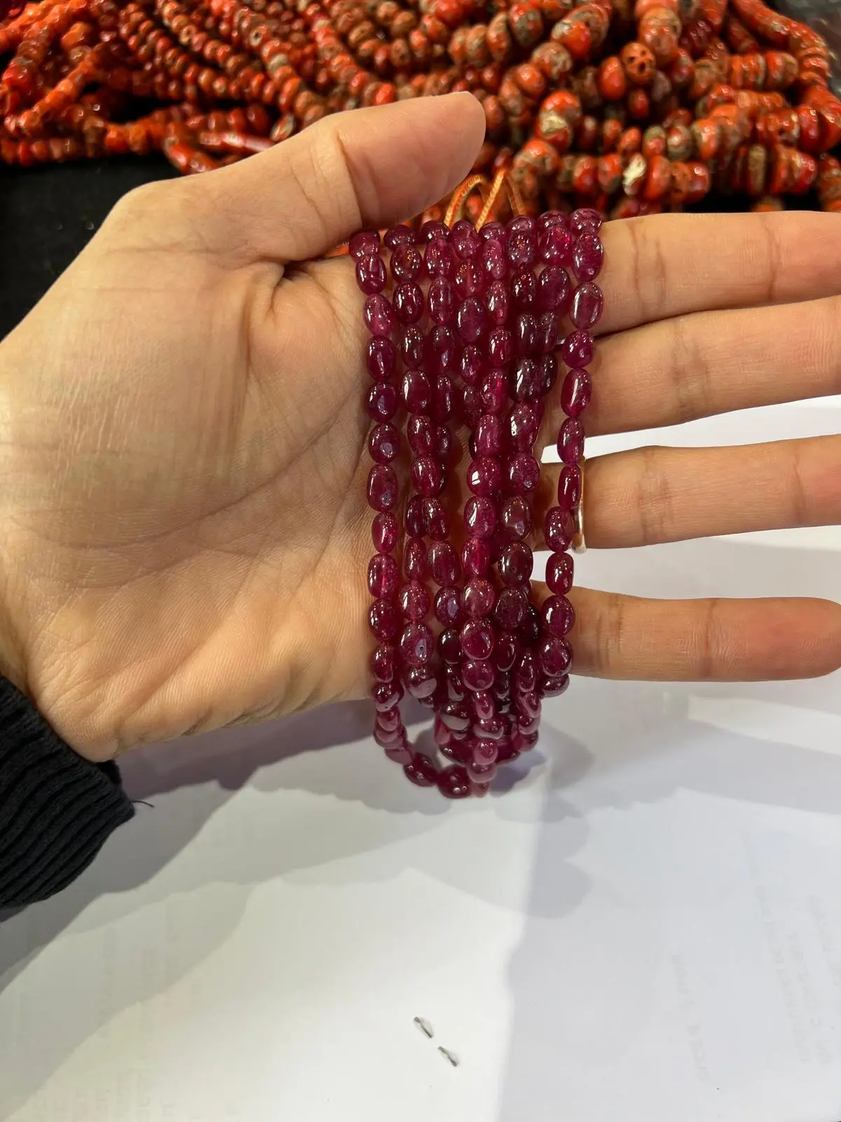 חרוזי רובי למאלה ruby beads