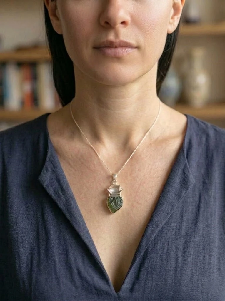 יהלום הרקימר ומולדובייט authentic moldavite pendant with herkimer diamond