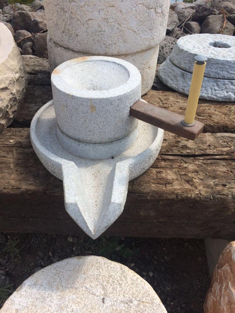 אבני ריחיים לכתישת זיתים