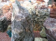 Variegated Bordeaux Rock