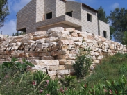 קיר תומך מסלעי חברון